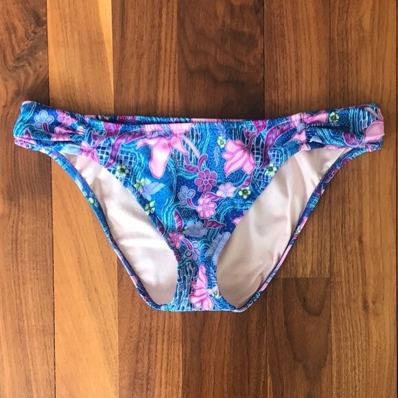 Victoria’s Secret Bikini Bottoms sz XL - Picture 1 of 11